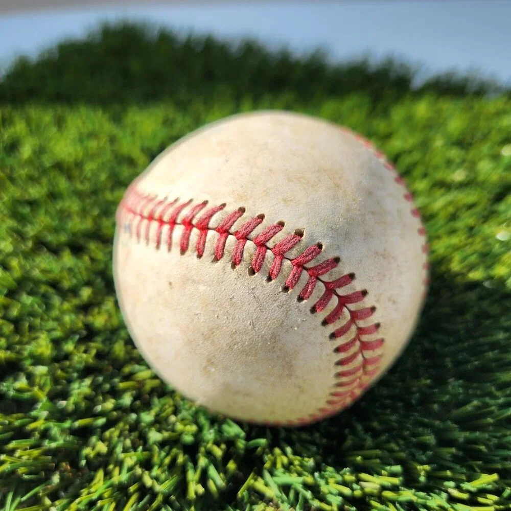 Used Vintage Baseball - Unknown origin Sports Memorabilia Equipment